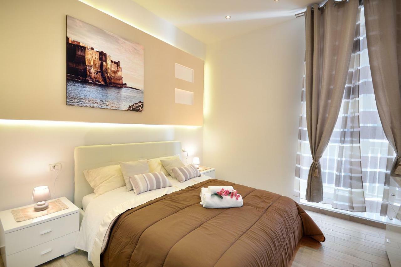 Alexandra Exclusive Apartment Napoli Bagian luar foto