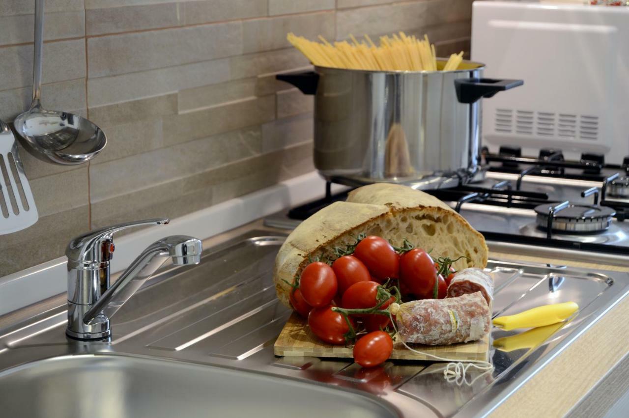 Alexandra Exclusive Apartment Napoli Bagian luar foto
