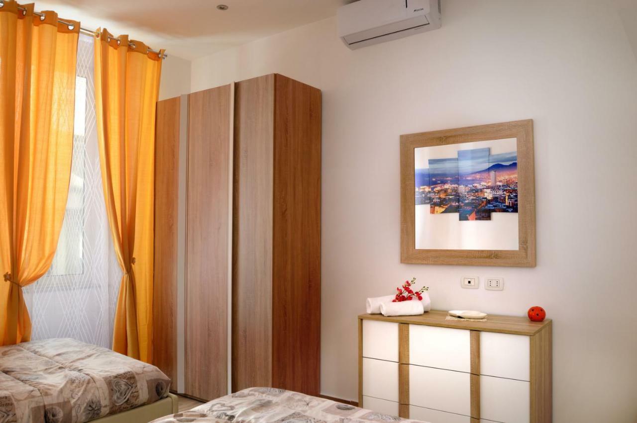 Alexandra Exclusive Apartment Napoli Bagian luar foto
