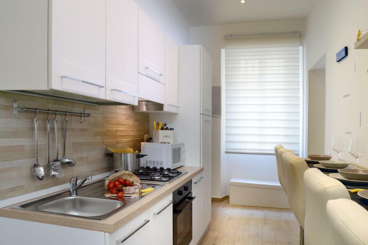 Alexandra Exclusive Apartment Napoli Bagian luar foto